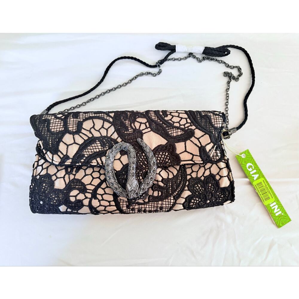 Gianni Bini Lace Envelope Clutch Snake Buckle Satin NWT Detachable Strap - Picture 3 of 10